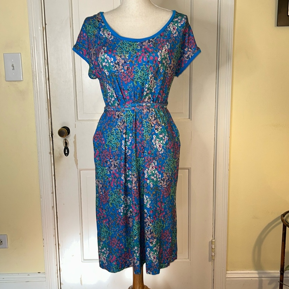 Anni Kuan - Lovely Floral Blue Dress